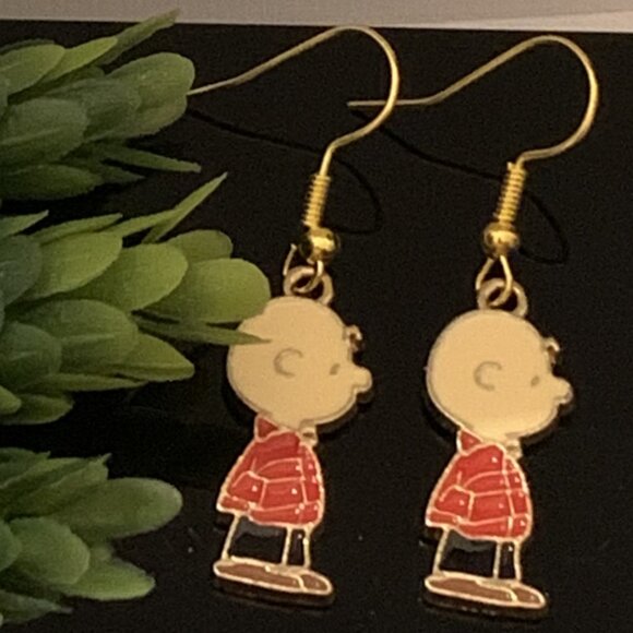 Charlie Brown Earring, Peanuts Earring, Snoopy Earring, Novelty Earring,… - Picture 1 of 5